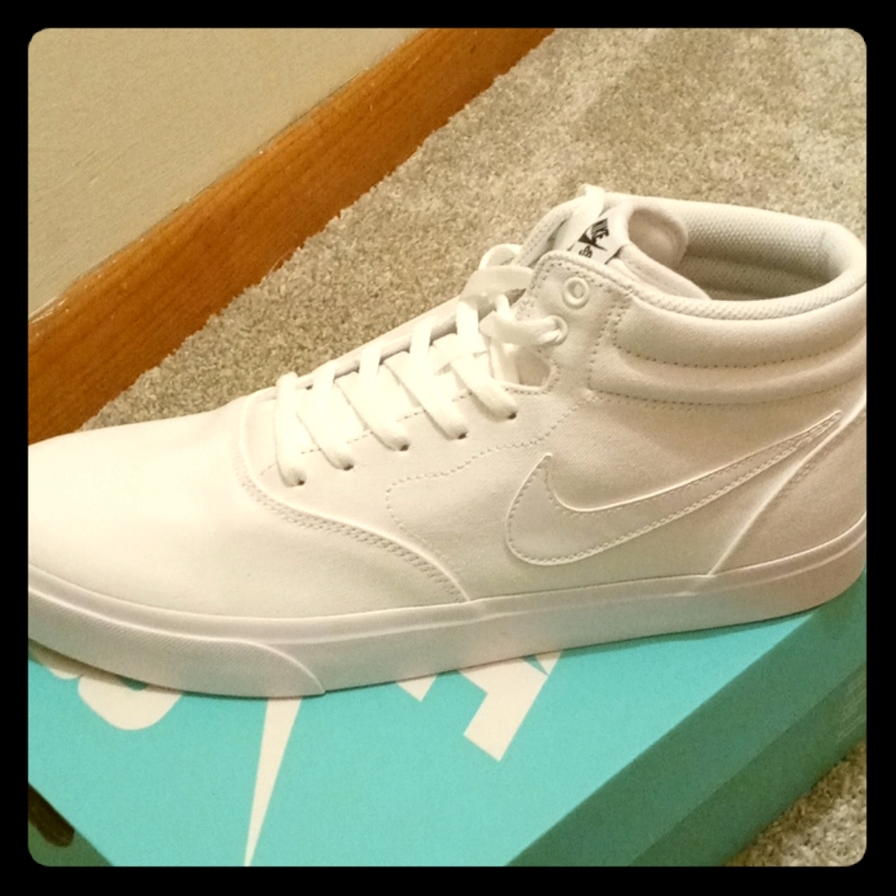 Nike SB Charge Mid